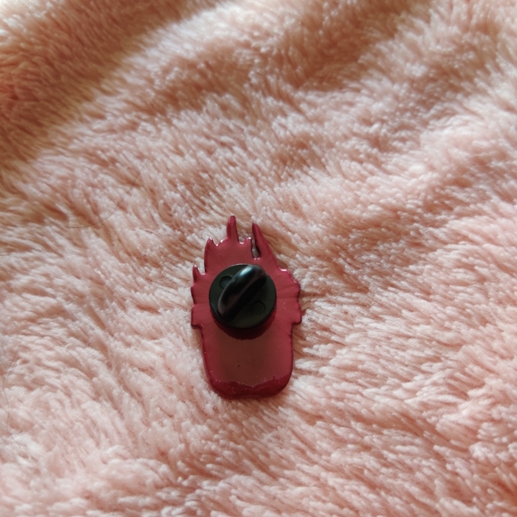 PLANT ENAMEL PIN - Picture 2 of 2